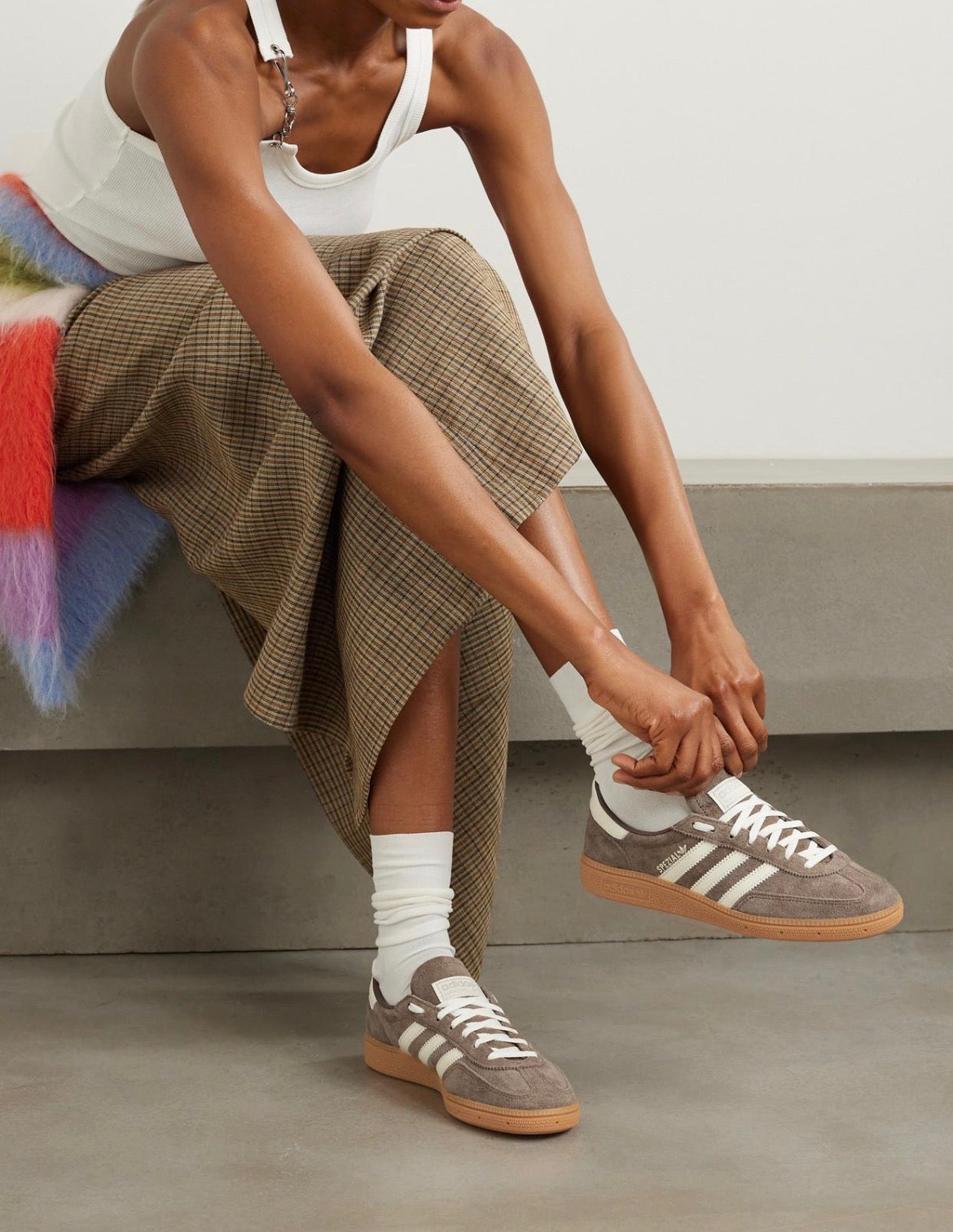 Verschiedene Sneaker als Kaufberatung für das perfekte Paar